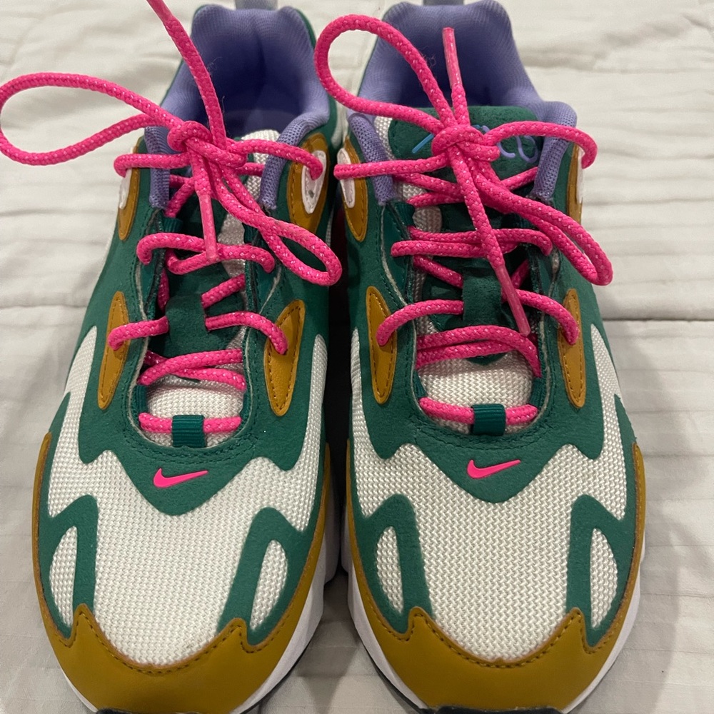 Nike Air 200